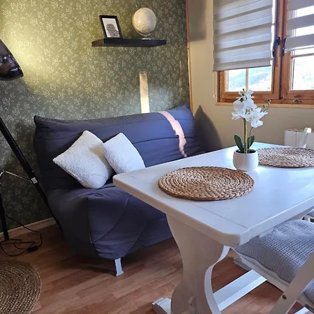 Деревянный коттедж Destination Ailleurs Кастеллан