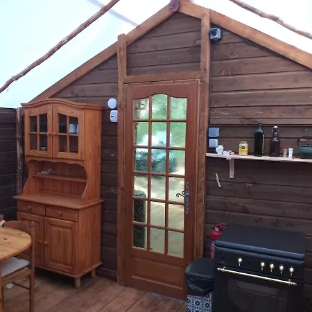 Destination Ailleurs Gerendaház *