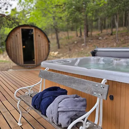 Destination Ailleurs Eco-domaine & Lodge Castellane