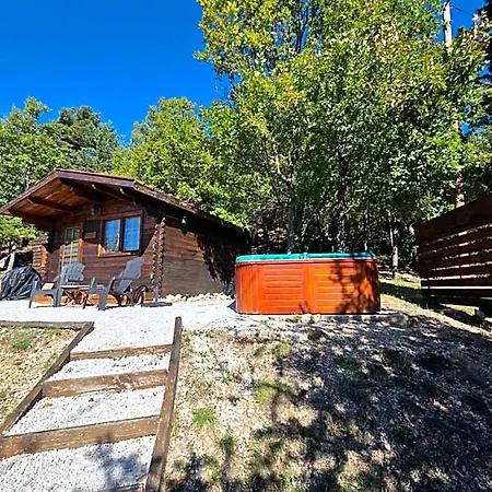 Lodge Destination Ailleurs Eco-domaine & Castellane