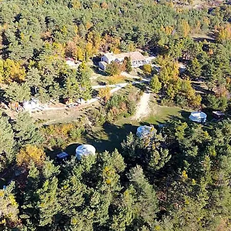 Destination Ailleurs Eco-domaine & Castellane