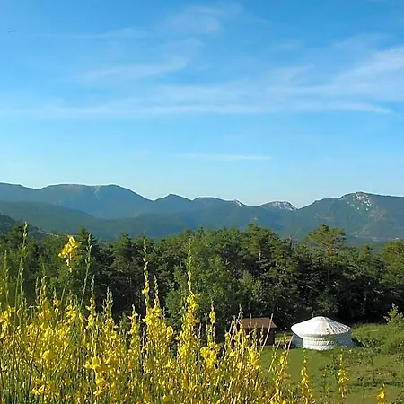 Lodge Destination Ailleurs Eco-domaine & Castellane