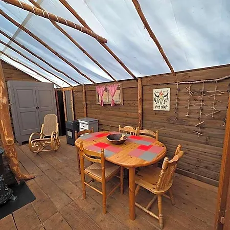 Destination Ailleurs Eco-domaine &