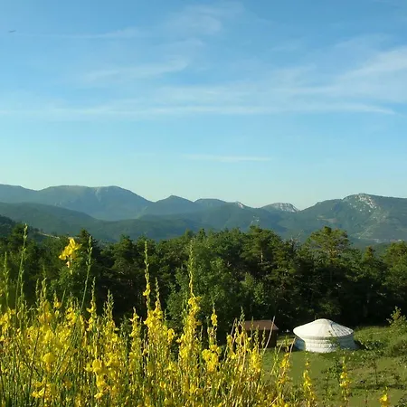 Destination Ailleurs Eco-domaine & Lodge