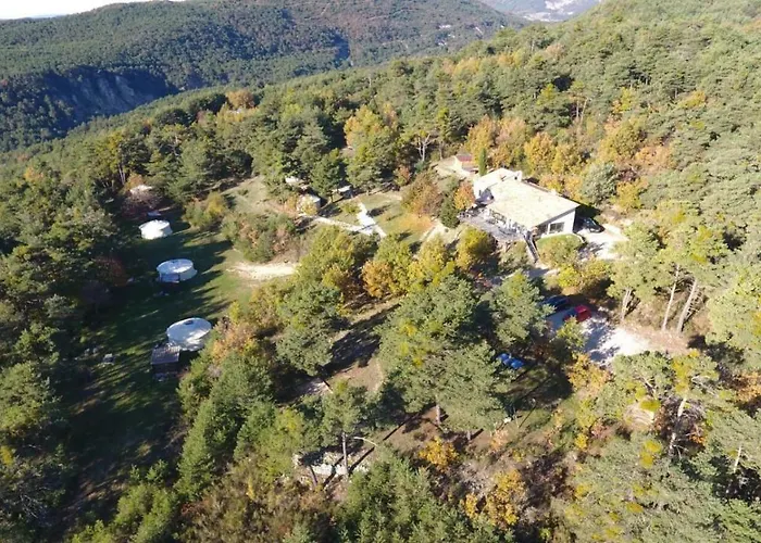 Destination Ailleurs Alojamento de Turismo Selvagem Castellane